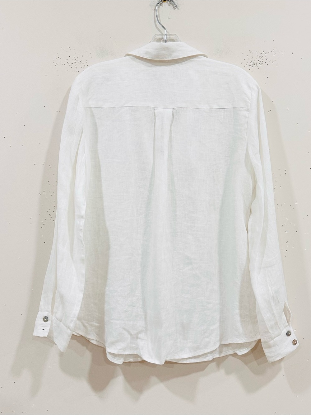 Chico's White 100% Linen Flower Embellished Ruffle Blouse Shirt Top Size 0 US 4 - Picture 4 of 9